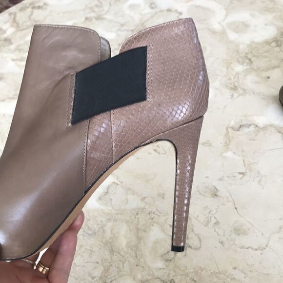 Vince Camuto Leather Hidden Platform Heel Booties - Picture 6 of 10